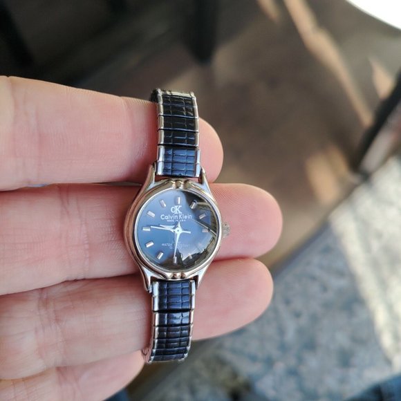 Rare Vintage Tiny Ladies Black Calvin Klein Watch Speidel Band New Battery VHTF - Picture 8 of 8